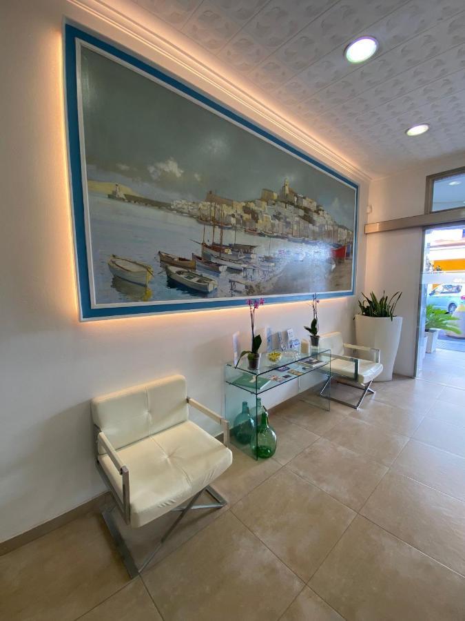 איביזה העיר Hostal Pitiusa מראה חיצוני תמונה