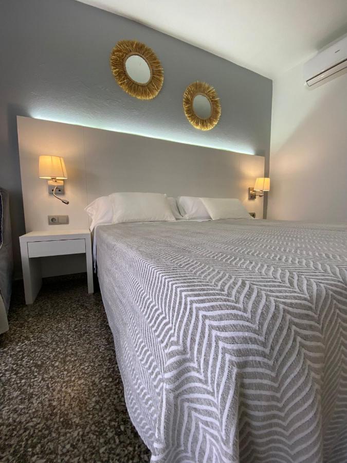 איביזה העיר Hostal Pitiusa מראה חיצוני תמונה